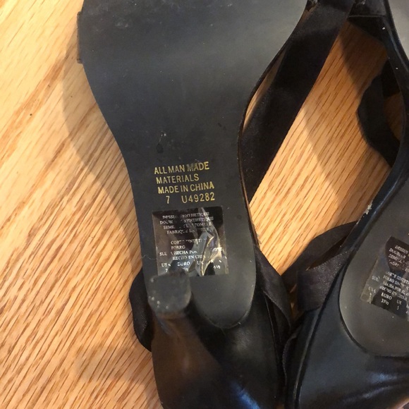 Sequin lace up shoes with satin ties. - Picture 9 of 14